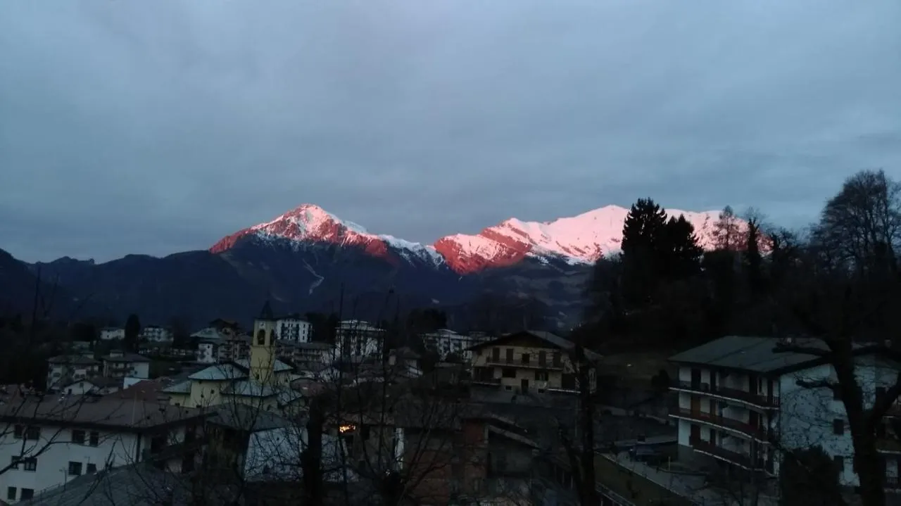 Mountain View Charming Apartment Moggio